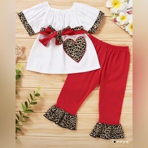 Girls leopard patterned top and flared pants set size 2T-3T NWT